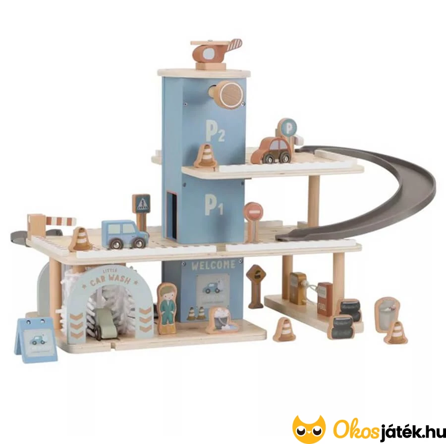 Fa parkolóház lifttel