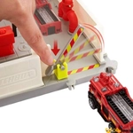 Kép 5/5 - Tűzoltóállomás játékkészlet - Matchbox tűzoltóautó