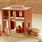 Kép 4/4 - Tűzoltóállomás figurákkal