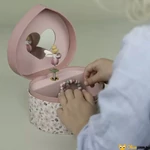 Kép 2/3 - Zenélő ékszerdoboz tündérrel