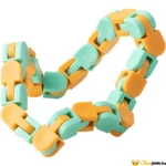 Kép 2/4 - Műanyag kígyó babrálós játék