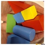 Kép 2/2 - Klasszikus építőkocka készlet vödörben, formabedobóval