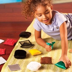 Érzékelés-észlelés (hallás, tapintás, szaglás,  látás)