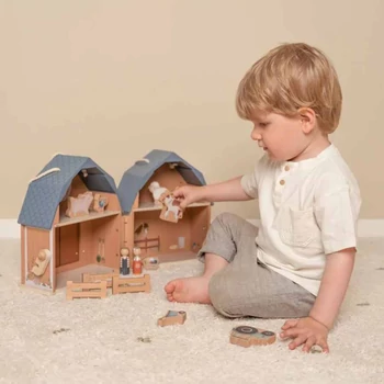 Little Dutch szétnyitható istálló állatfigurákkal
