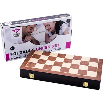 Fából készült sakk készlet