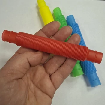 Színes gégecső stresszoldó játék