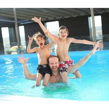 Mióta van Apák napja Magyarországon?