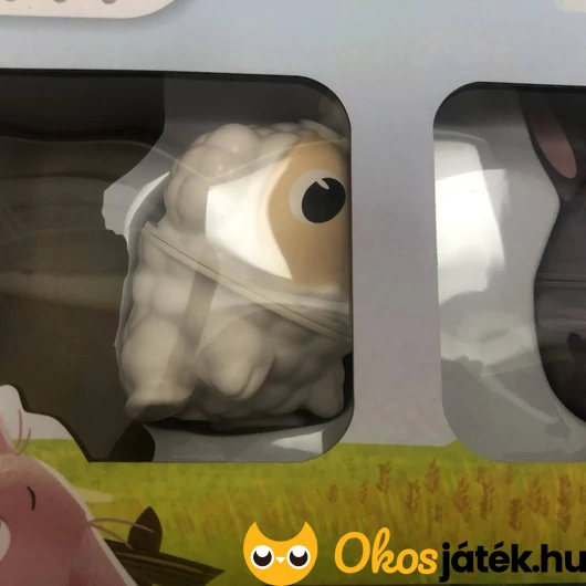 a játék belső műanyag sérült doboza