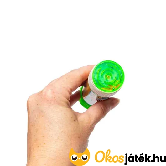 Buborékfújó játékkal