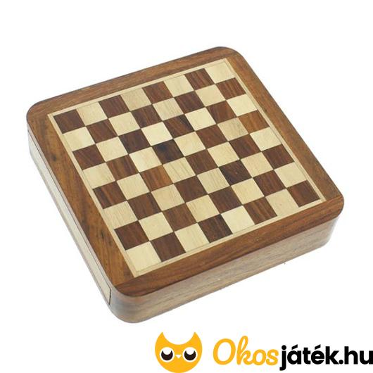 Mágneses sakk tábla