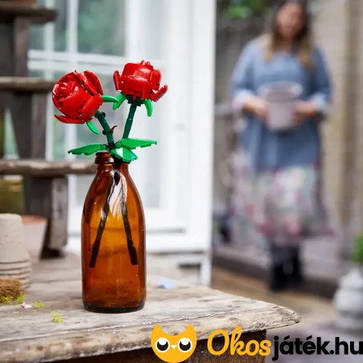 Lego Icons rózsák már vázában összerakva így mutat