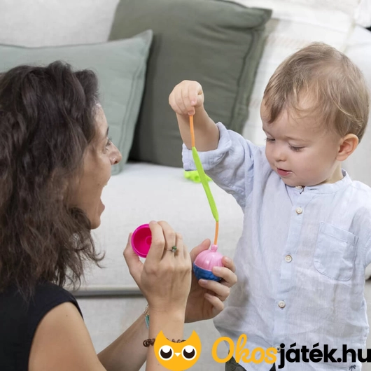 Montessori bébi játék a kézügyesség fejlesztéséhez