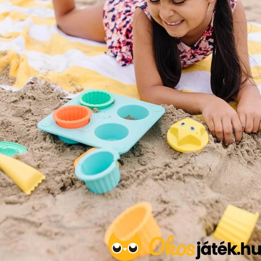 Sütis homokozó játék