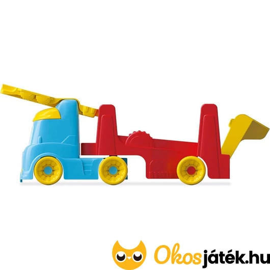 Műanyag autószállító kamion autópályával