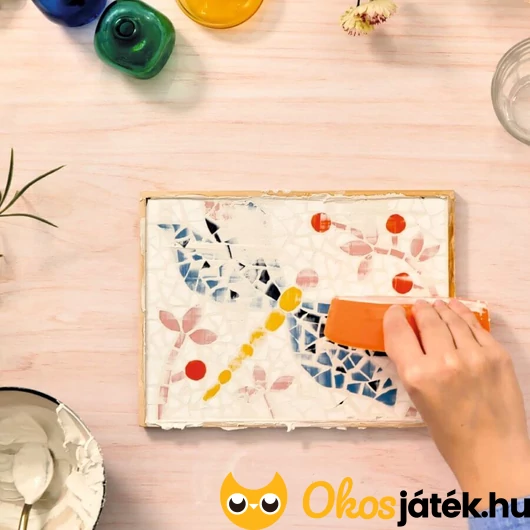 Csempe mozaik cementtel