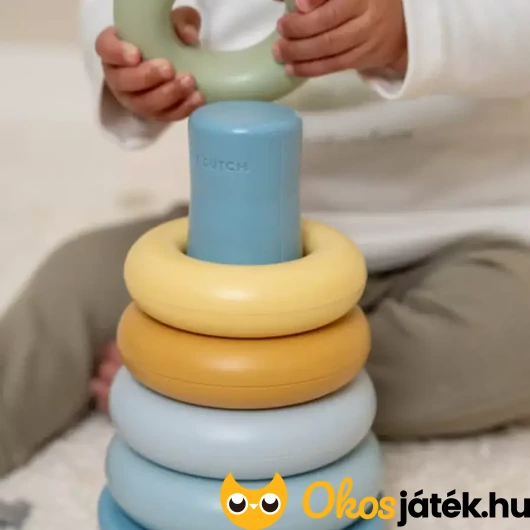 Montessori torony építő