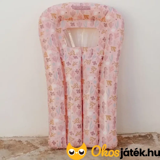 Kicsi strandmatrac ablakkal