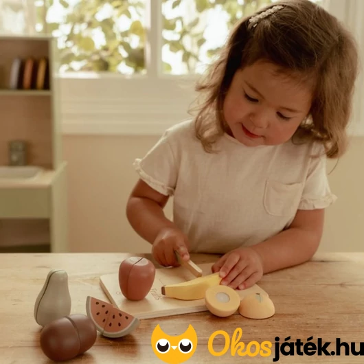 Szeletelhető fa gyümölcs