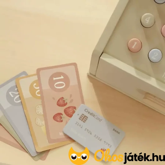 Játék pénztárgép pénzei és bankártyája