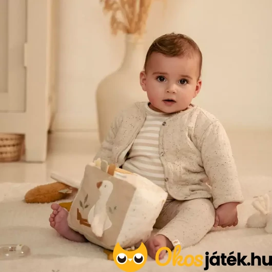 Készségfejlesztő plüss kocka