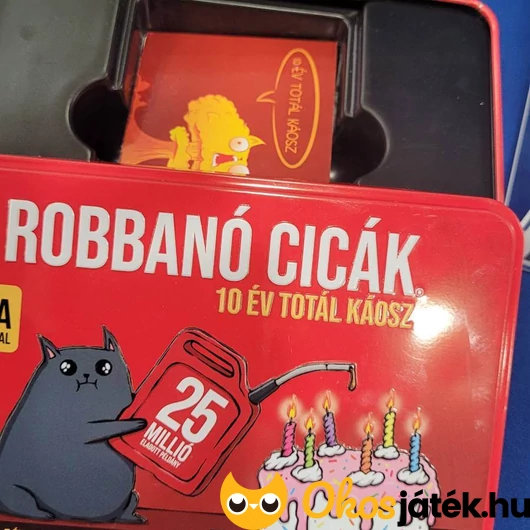Robbanó cicák jubileumi kiadás fémdobozban